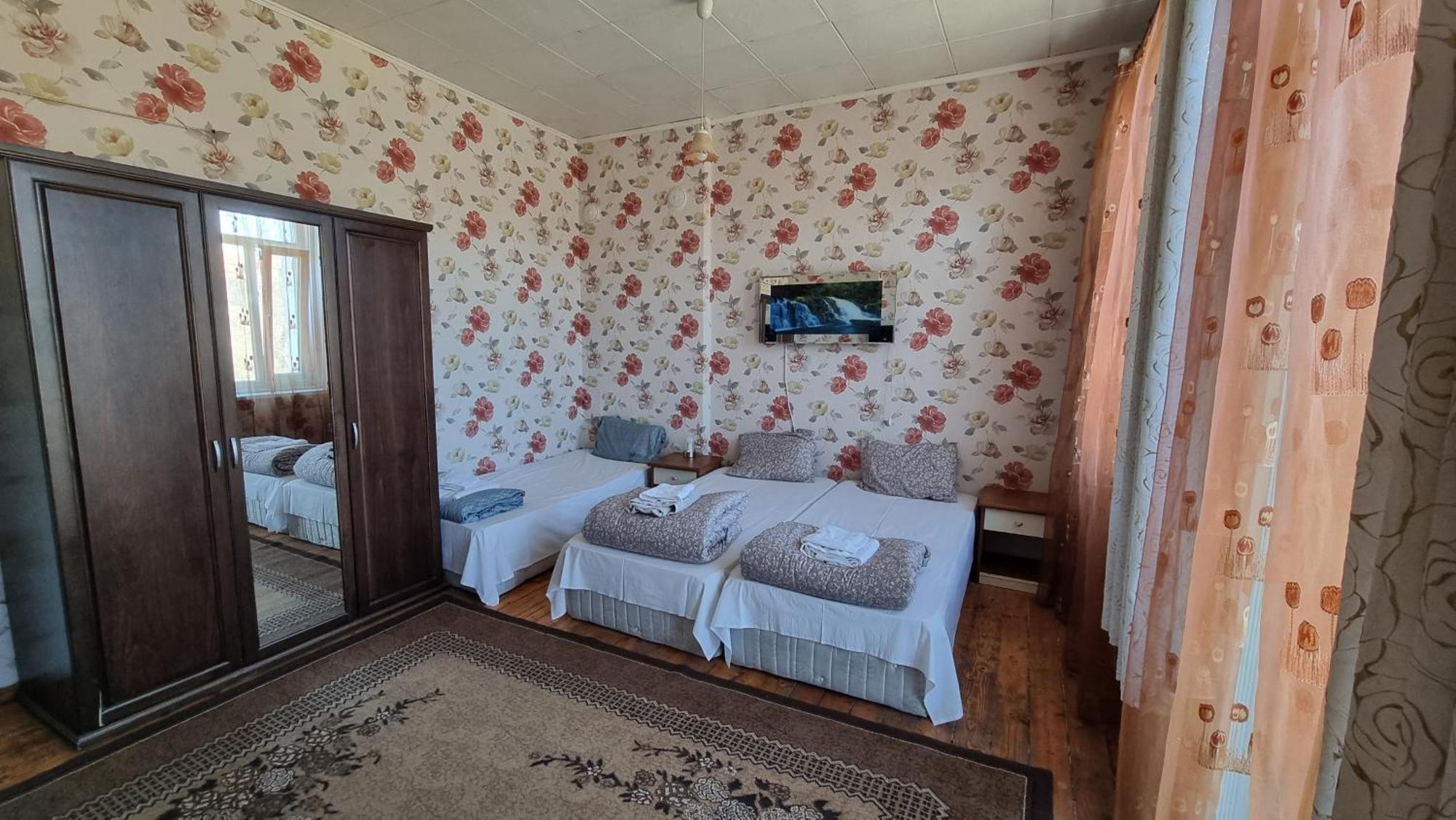 Old Style Hotell Vratsa Exteriör bild
